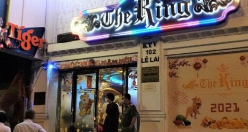 TP.HCM rút giấy phép kinh doanh nhà hàng The King do cho khách vào hát karaoke