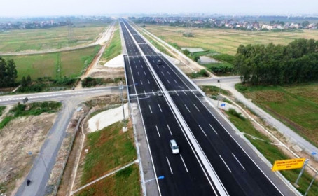 Xem xét điều chỉnh Dự án đường nối cao tốc Nội Bài - Lào Cai đến Sa Pa