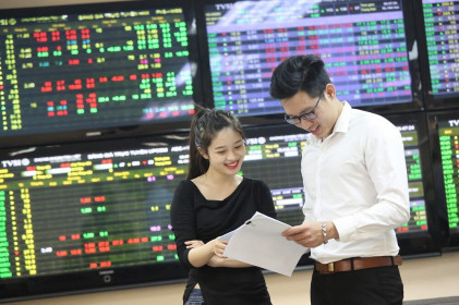Việt Nam đón nhận dòng vốn ETF vào chứng khoán đạt kỷ lục
