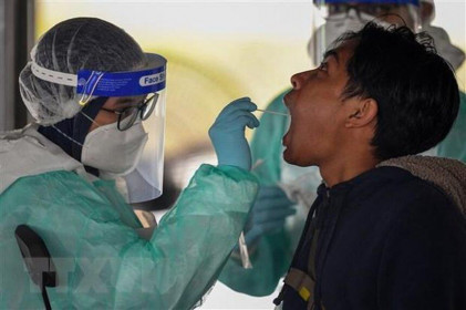 Malaysia ghi nhận ngày có số bệnh nhân COVID-19 tử vong cao kỷ lục
