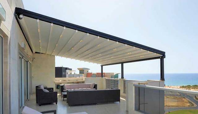 7 mẫu mái che sân thượng đẹp hiện nay