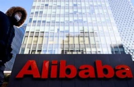 Tập đoàn Alibaba có quý lỗ đầu tiên kể từ năm 2012, cổ phiếu giảm 35% từ đỉnh