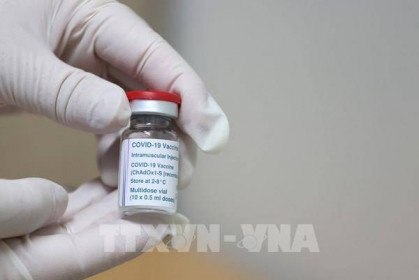 Thêm gần 1,7 triệu liều vaccine phòng COVID-19 của COVAX về Việt Nam