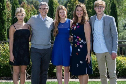 Vợ tỷ phú Bill Gates muốn thay đổi việc chia tài sản cho 3 người con?