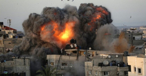 52 máy bay Israel xuất kích trong đêm, lật tung hầm ngầm Hamas