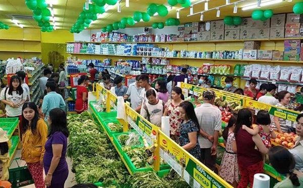 Doanh nghiệp Việt đua nhau tham gia thị trường bán lẻ