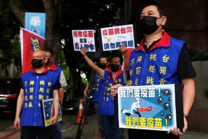 Trung Quốc ngỏ lời gửi khẩn cấp vắc xin Covid-19, Đài Loan nói gì?