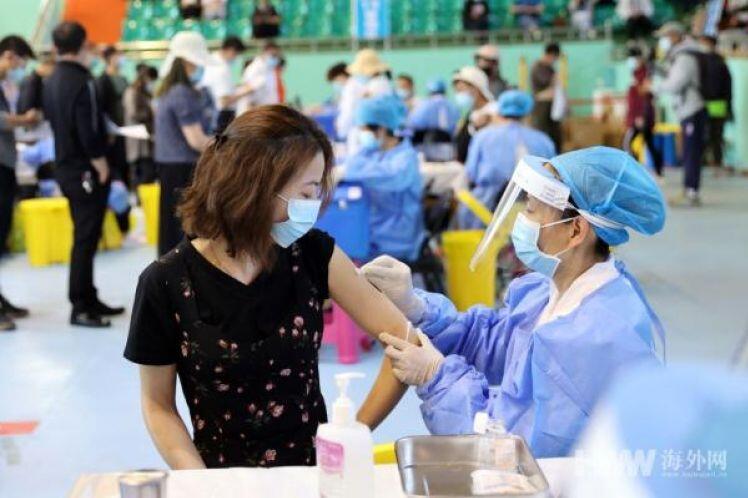 Trung Quốc trở thành quốc gia đầu tiên hoàn thành tiêm 500 triệu liều vaccine Covid-19 | VOV.VN