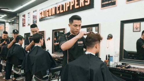 TP Hồ Chí Minh: Tạm dừng dịch vụ cắt tóc, làm đẹp để phòng dịch Covid-19