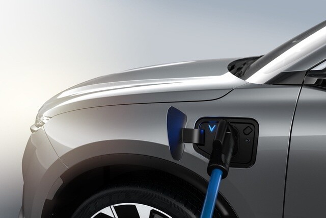 VinFast gánh mọi rủi ro về pin để ô tô điện tiếp cận được số đông người dùng