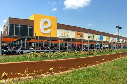 THACO xác nhận mua E-Mart Việt Nam