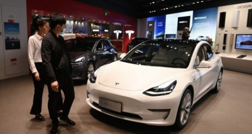 Tesla triệu hồi hơn 700 xe điện Model 3