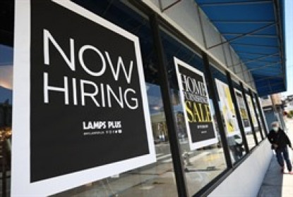 Kinh tế Mỹ có thêm 559,000 việc làm, tỷ lệ thất nghiệp giảm về 5.8%