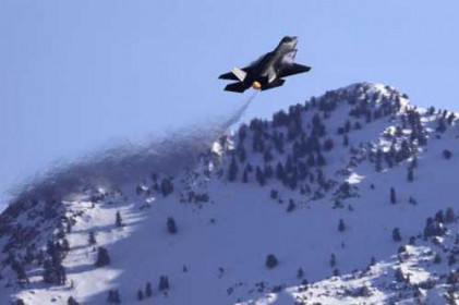 Mỹ cấm UAE cho Trung Quốc sờ vào F-35