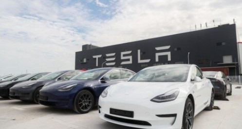 Tesla triệu hồi gần 6.000 xe ô tô để kiểm tra bu lông của bộ kẹp phanh