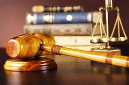 Bán cổ phiếu “chui”, vợ Phó TGĐ Chứng khoán Agribank bị xử phạt