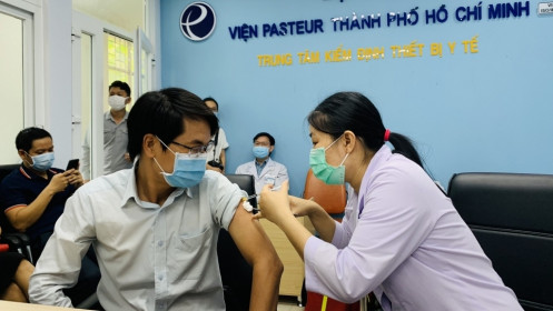 TP Hồ Chí Minh đề xuất được chủ động tìm mua vắc xin phòng dịch Covid-19