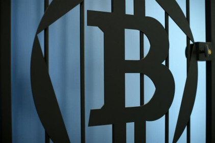 Bitcoin, Ether sụt giảm trước lệnh cấm giao dịch của Ngân hàng NN Trung Quốc