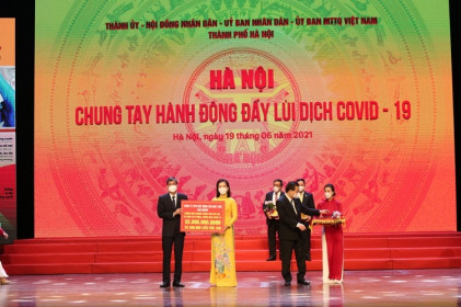 Tập đoàn Sun Group ủng hộ Hà Nội 55 tỷ đồng mua vắc-xin phòng chống Covid-19