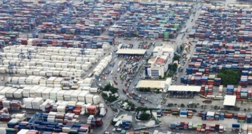 TP.HCM xin ý kiến lùi thời gian thu phí hạ tầng cảng biển