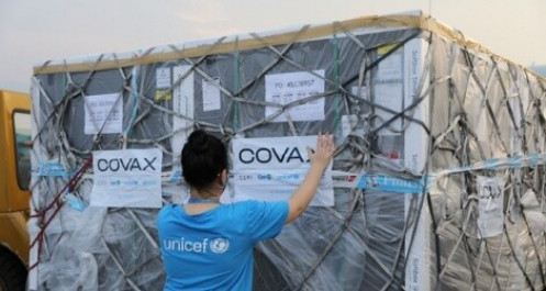 Việt Nam đóng góp 500.000 USD cho COVAX