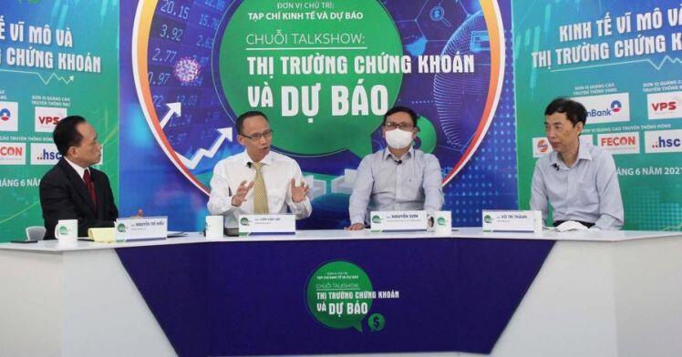 Chuyên gia: “Để đạt mục tiêu tăng trưởng GDP 6,5% là rất khó khăn”