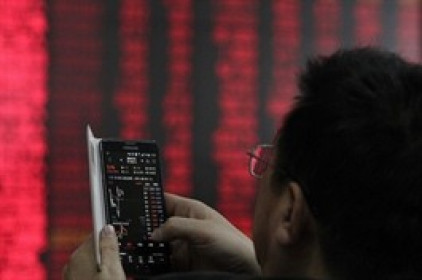 Khối ngoại bán tháo 1.3 tỷ USD chứng khoán Trung Quốc, chỉ số CSI 300 lao dốc gần 3%