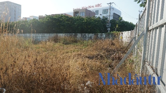 Cận cảnh 2 khu đất 'vàng' bị bỏ hoang tại Đà Nẵng của Kim Long Nam Group