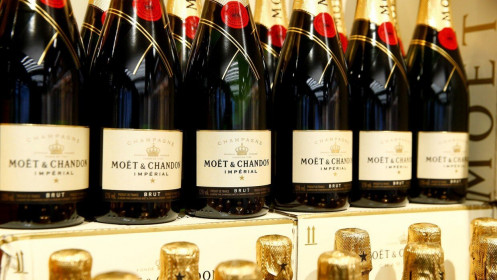 Bảo vệ thuật ngữ "champagne" cho Pháp, Moet Hennessy dọa ngừng cấp rượu vang cho thị trường Nga