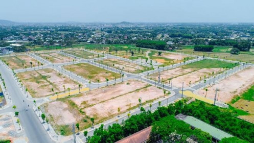 Sau khi xóa bỏ gần 300 dự án, Quảng Ngãi còn hơn 102 dự án với hơn 31.000 lô đất