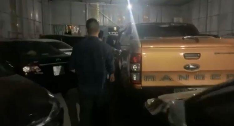 Đường dây tiêu thụ gần 100 xe ô tô trộm cắp ở Hà Nội: Khởi tố 4 bị can