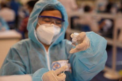 TP Hồ Chí Minh: Chuẩn bị tiêm 1,1 triệu liều vaccine Covid-19 trong 2-3 tuần