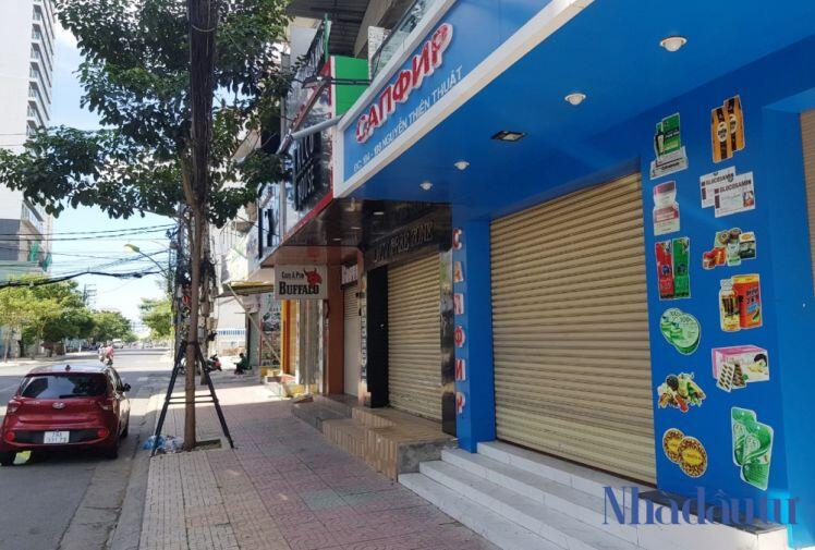 Nha Trang: Nhà hàng, khách sạn, quán cà phê...tái đóng cửa im lìm