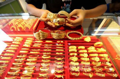 Giá vàng châu Á đi ngược chiều phiên sáng 12/7