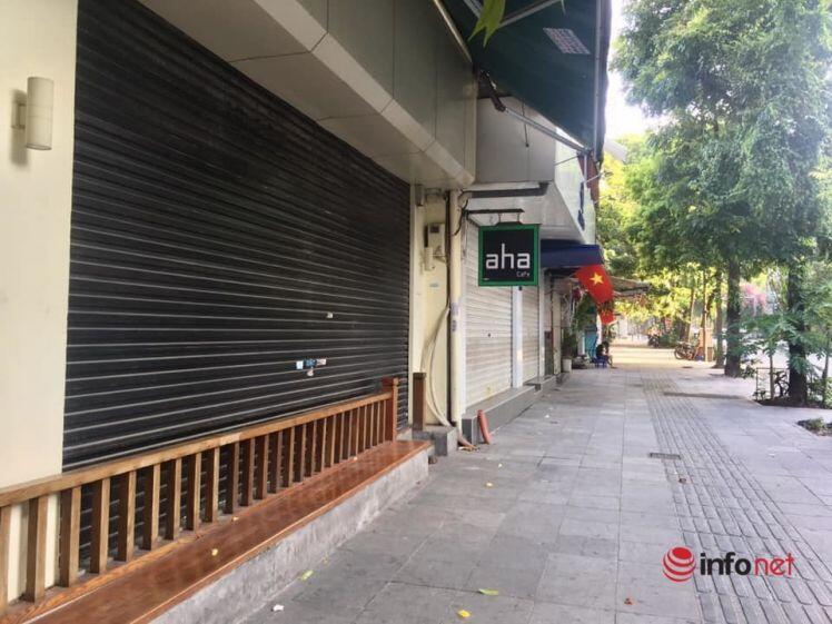 Cafe Hà Nội đóng cửa im lìm, nơi chỉ bán mang về, khách quen muốn ngồi một lát cũng không được
