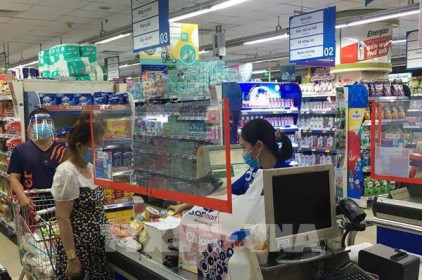 Kinh tế Tp. Hồ Chí Minh giữ đà tăng trưởng giữa "vòng xoáy” dịch COVID-19