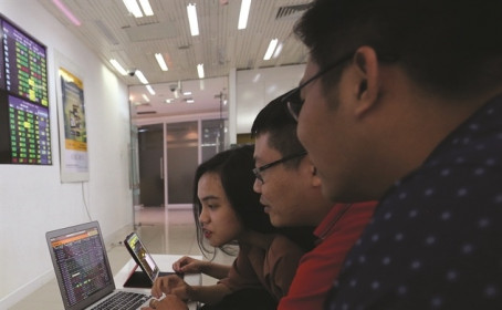 “Ấm siêu tốc” VN-Index đã hạ nhiệt?
