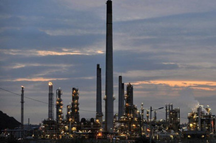 ​Nhà máy lọc dầu lớn nhất Nam Phi phải ngừng hoạt động do bạo loạn