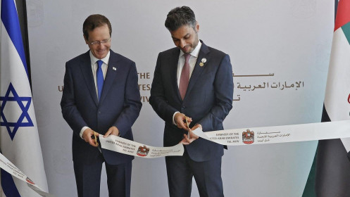 Gần một năm sau thỏa thuận bình thường hóa, UAE chính thức mở Đại sứ quán tại Israel
