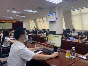 Thuế Hà Nội giải đáp thắc mắc trực tuyến cho gần 170.000 doanh nghiệp