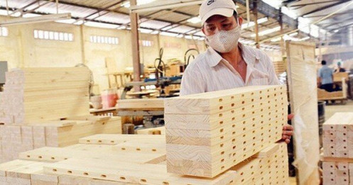 Bị áp thuế tới 200%, lo gỗ Trung Quốc “đội lốt” hàng Việt xuất sang Mỹ