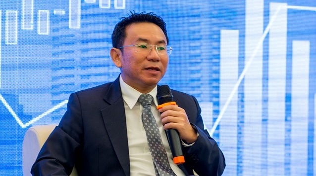 Giám đốc Chứng khoán KIS Việt Nam: Nhà đầu tư có nên “bắt đáy” vào lúc này?