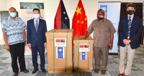 Trung Quốc tố Úc ‘ngáng chân’ ngoại giao vắc-xin