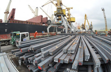Xuất khẩu sắt thép tăng gấp 2,1 lần trong nửa đầu năm