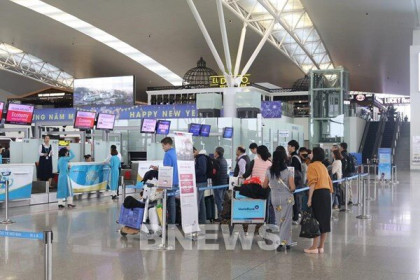 Bộ Giao thông Vận tải đề xuất giảm cung ứng trên các đường bay từ phía Nam ra Hà Nội