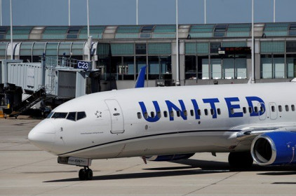 Hãng hàng không United Airlines báo lỗ quý thứ 6 liên tiếp