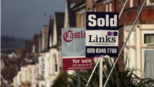 Người Anh "điên cuồng" mua nhà, doanh số tăng cao kỷ lục