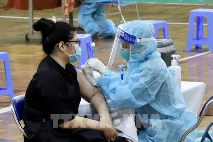 Lãnh đạo Tp Hồ Chí Minh thông tin về việc cho Vingroup “mượn” 5.000 liều vaccine