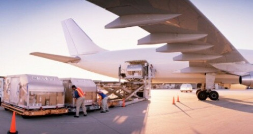 Đưa hàng hóa lên cabin chở khách - “cứu tinh” của hàng không Việt trong đại dịch