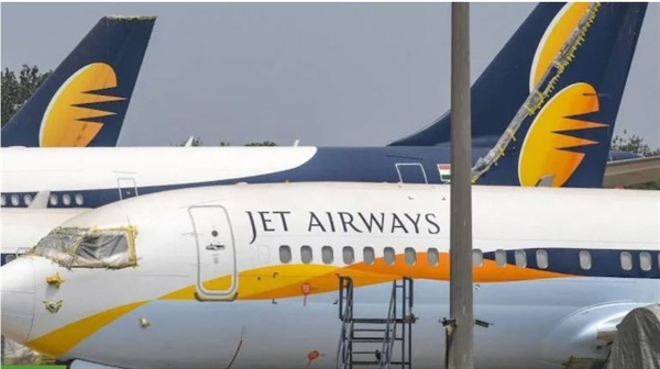 Tỉ phú Ấn Độ mạnh tay đặt cược vào hàng không bất chấp COVID-19